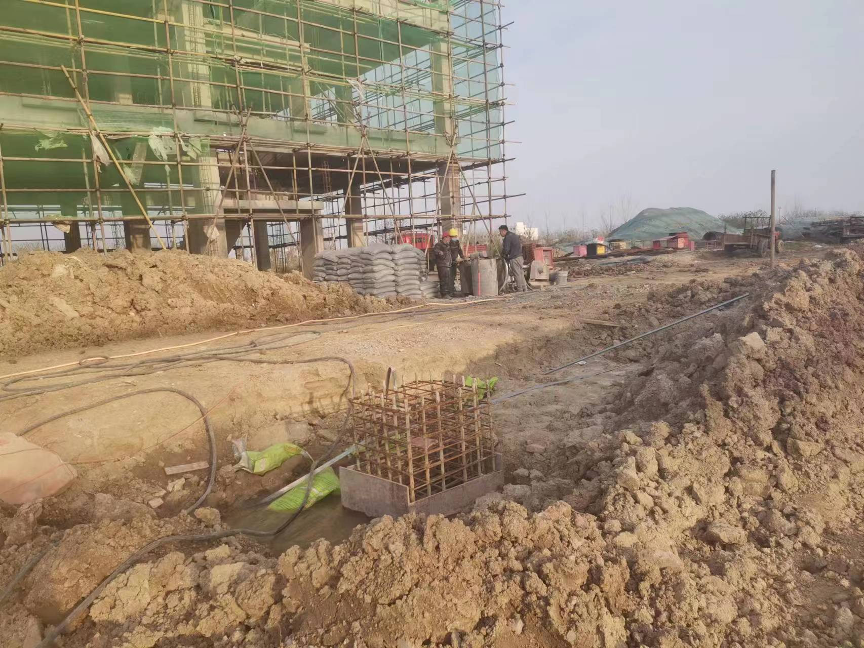 成县当桥梁出现裂缝的时候应该及时加固修补